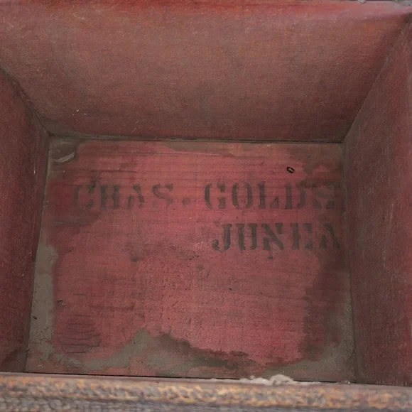 Antique handmade & painted wooden box - Picture 7 of 7